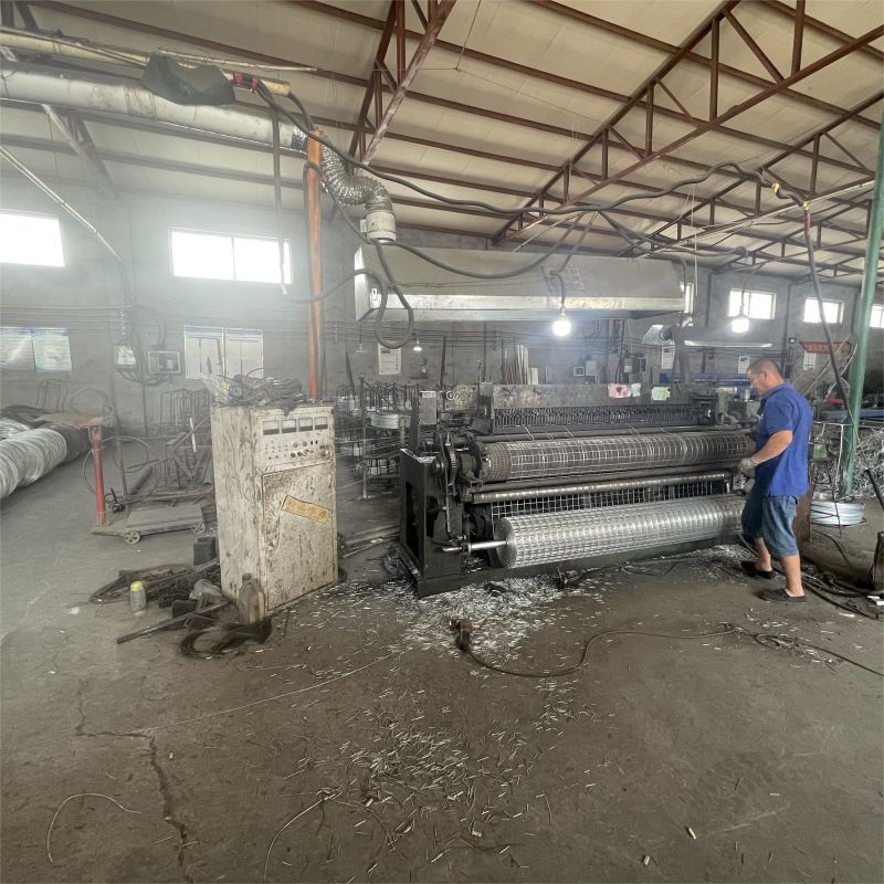 10-Gauge Chain Link Fence Solutions   Durable & Affordable Installation