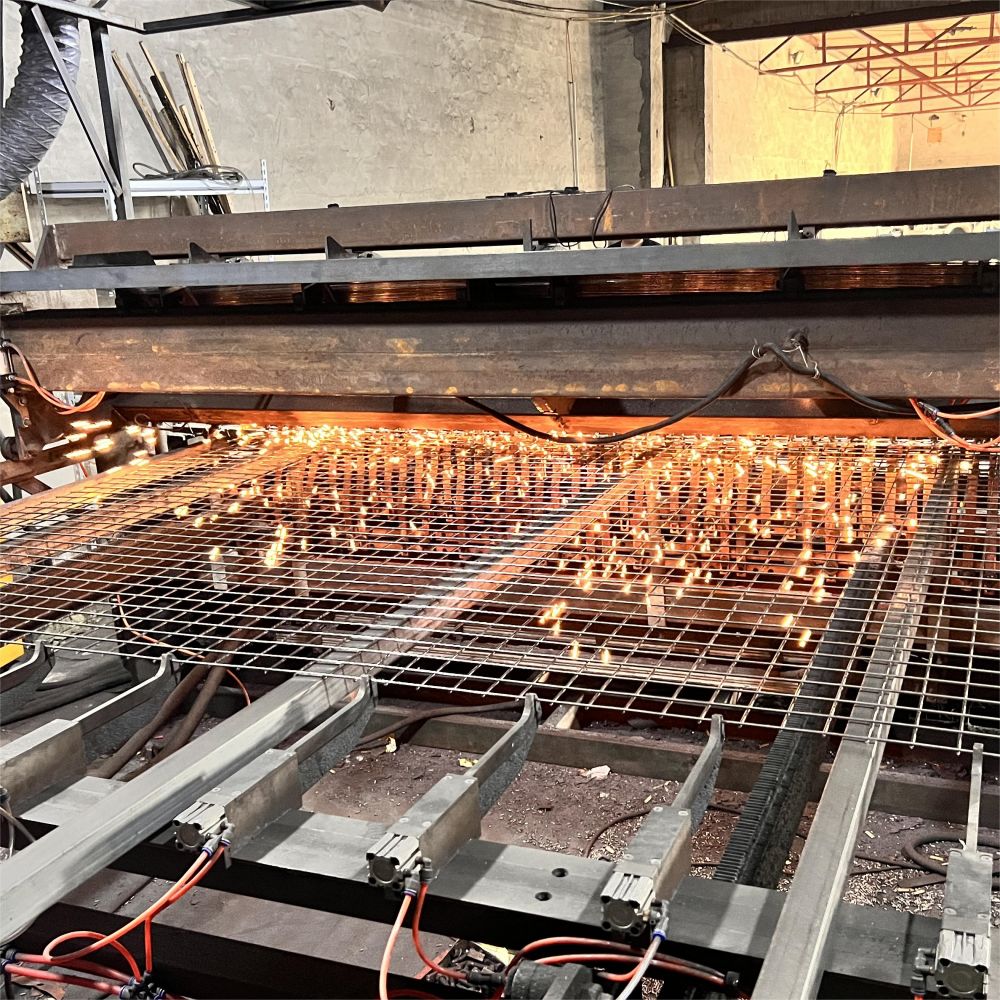 Galvanized Metal Nails for Wood   Durable & Corrosion-Resistant